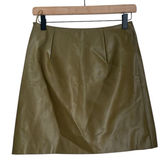 Future Ozbek Faux Leather A-Line Skirt Olive Green Size 8 Made in Italy - Picture 2 of 10